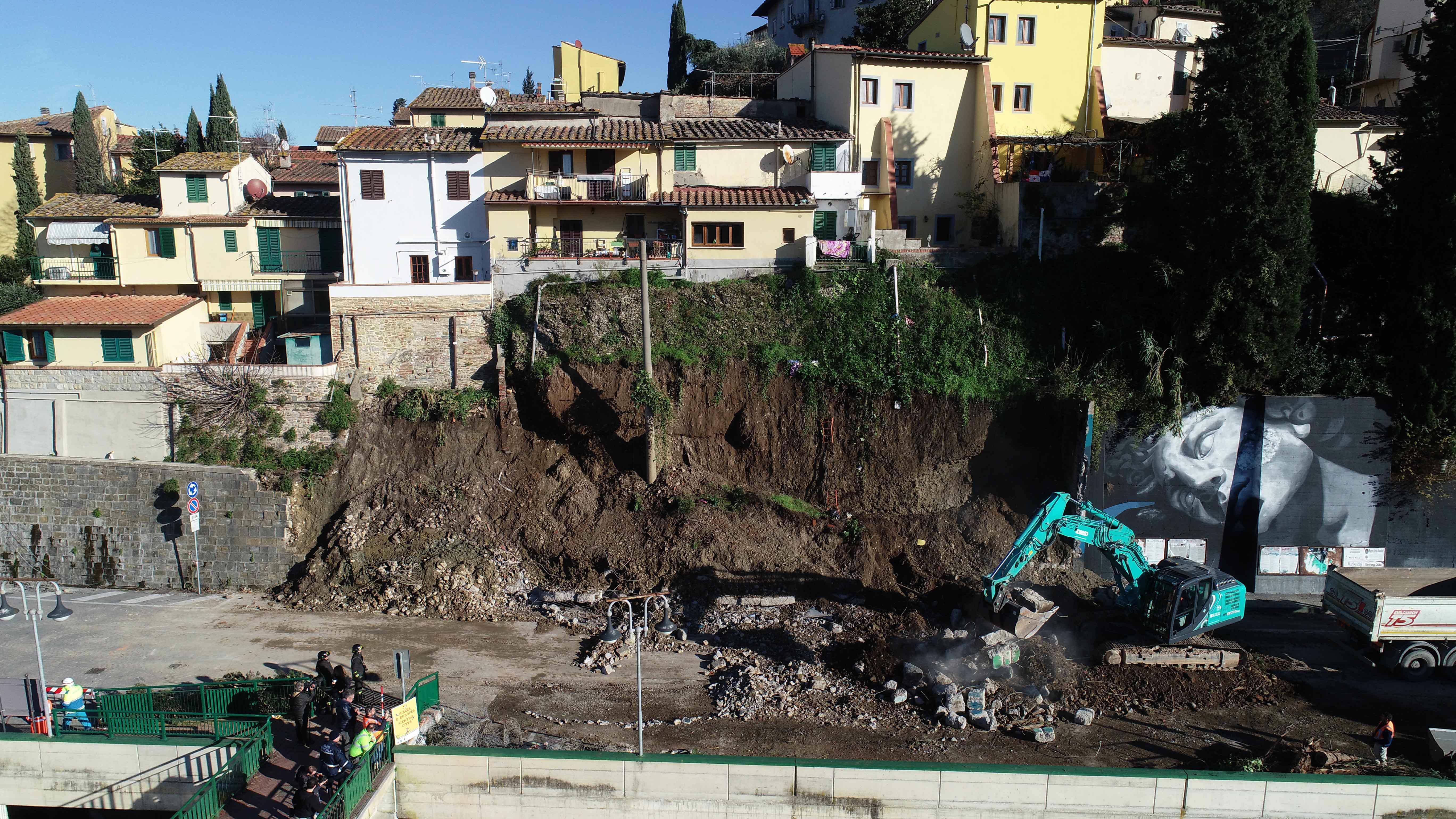 Crollo a Montelupo, le famiglie rientrano a casa
