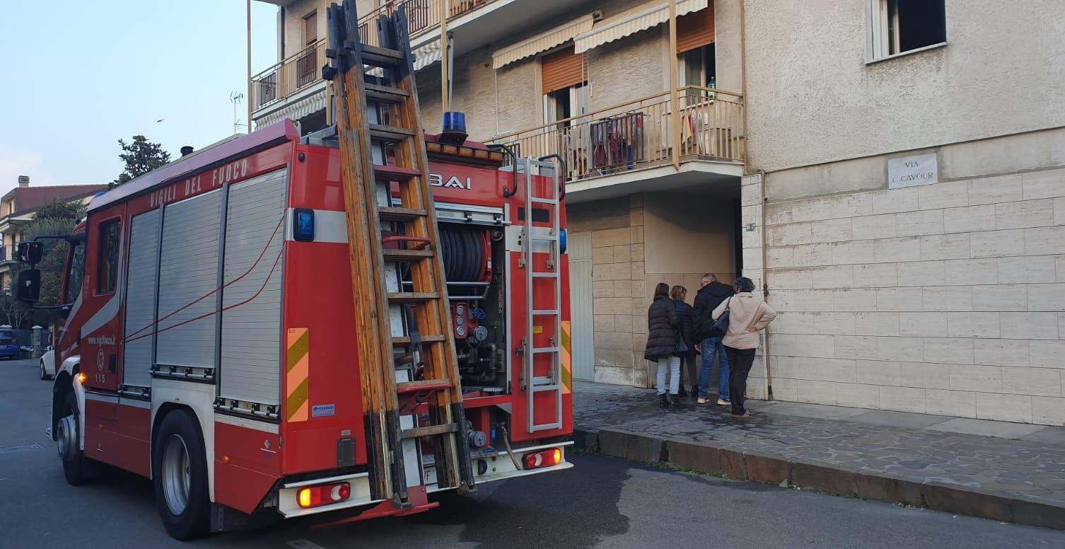 Formigine, rogo in una palazzina. Residenti evacuati