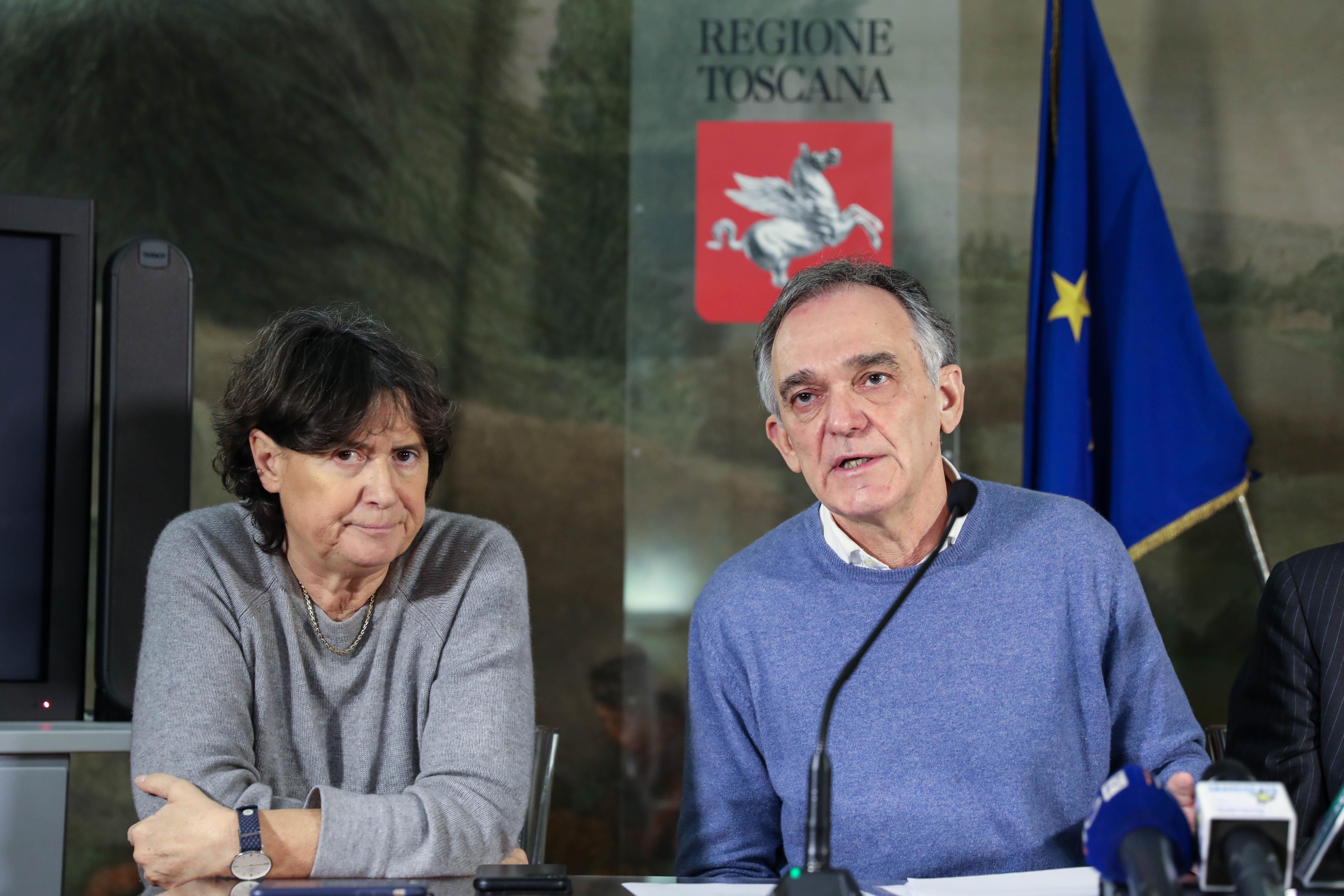 Coronavirus, in Toscana sono due i pazienti positivi al tampone. Rossi: "Le scuole restano aperte"