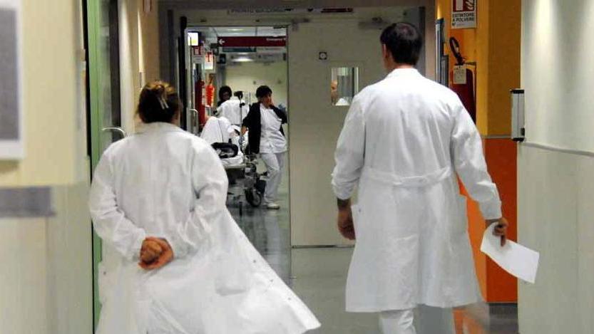 «Mancano i medici, gravidanze e 104 non sono sostituite»