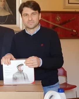 Mascherine e guanti per gli agenti della Municipale