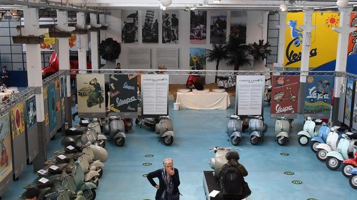 Kering chiude la conceria, la Piaggio il suo museo
