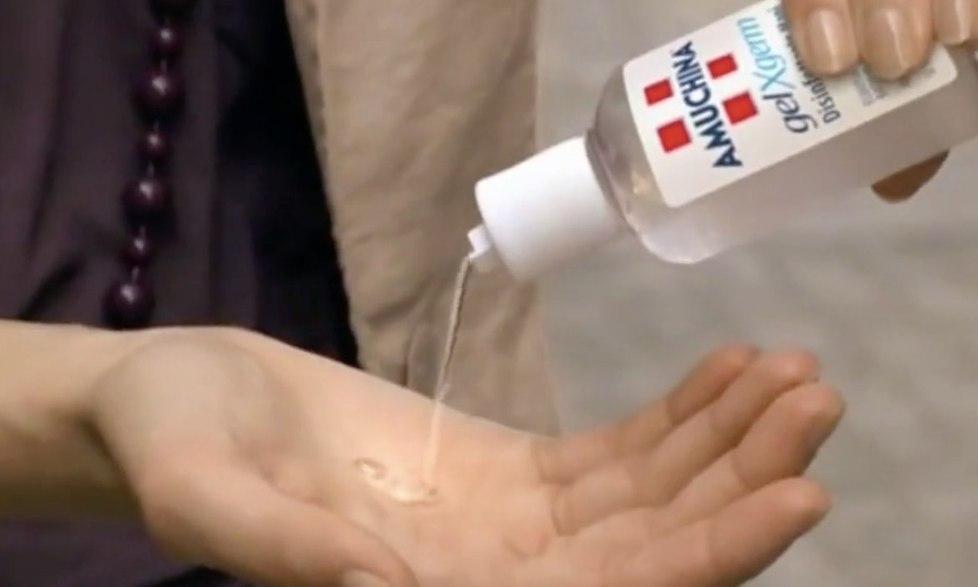 Comune decide di produrre disinfettante a basso prezzo 