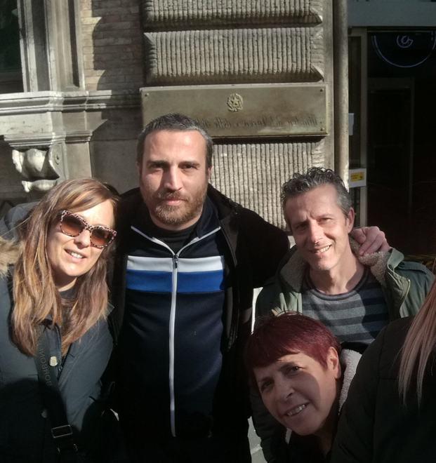 Operai sul tetto, Piaggio e sindacati convocati a Roma 