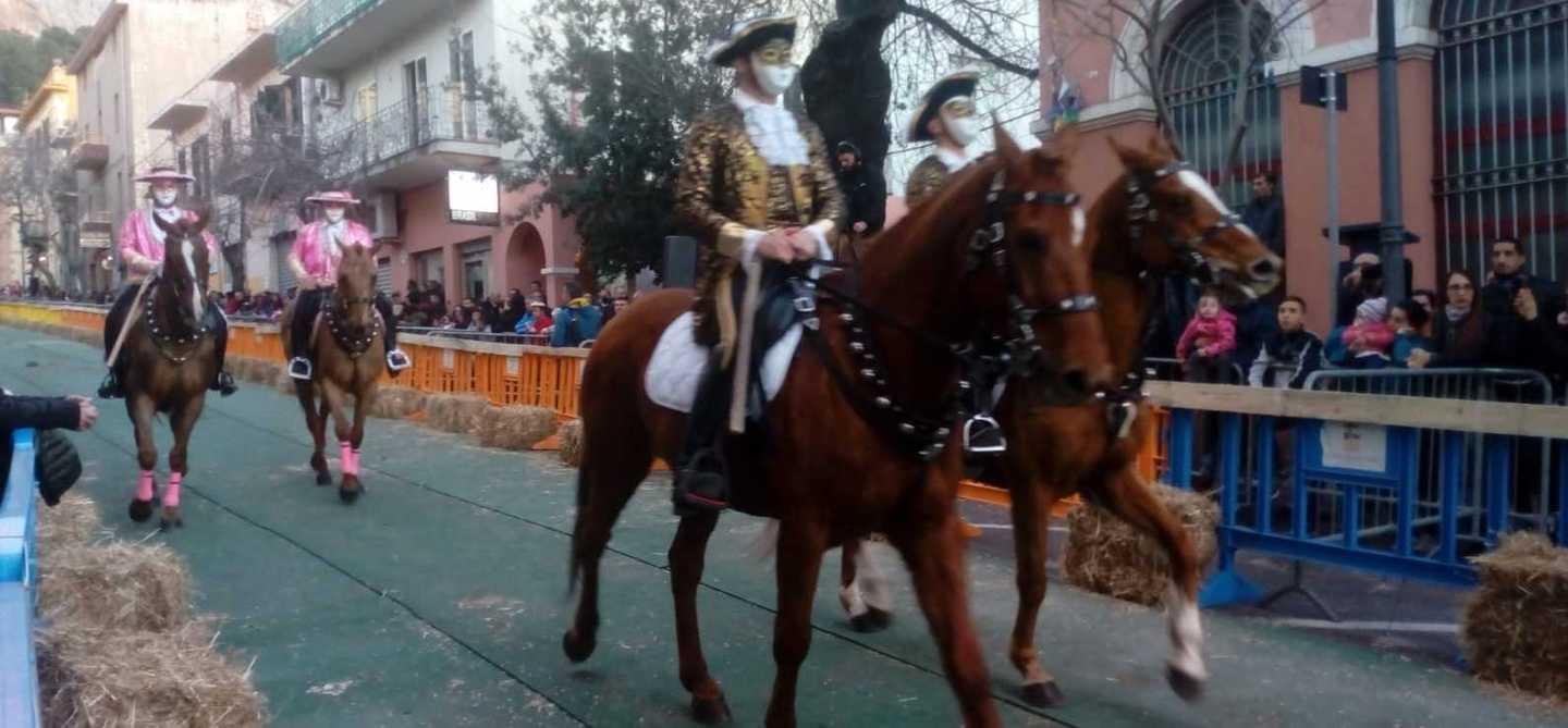 Dorgali, il successo della Pentolaccia 