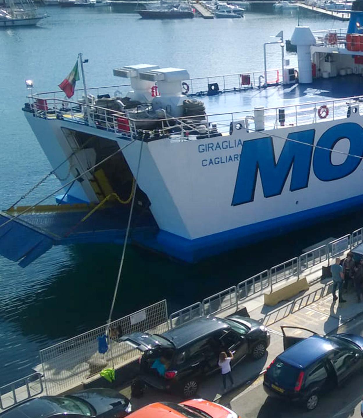 Giagoni e Satta: «Stracciamo il contratto con la Moby»