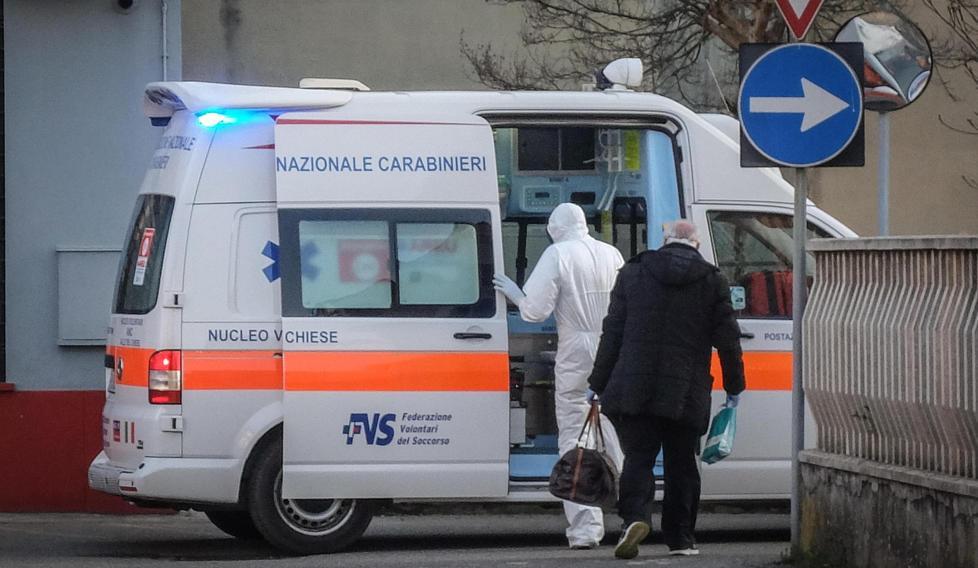 Coronavirus, nell’ospedale elbano una tenda dedicata ai casi sospetti 