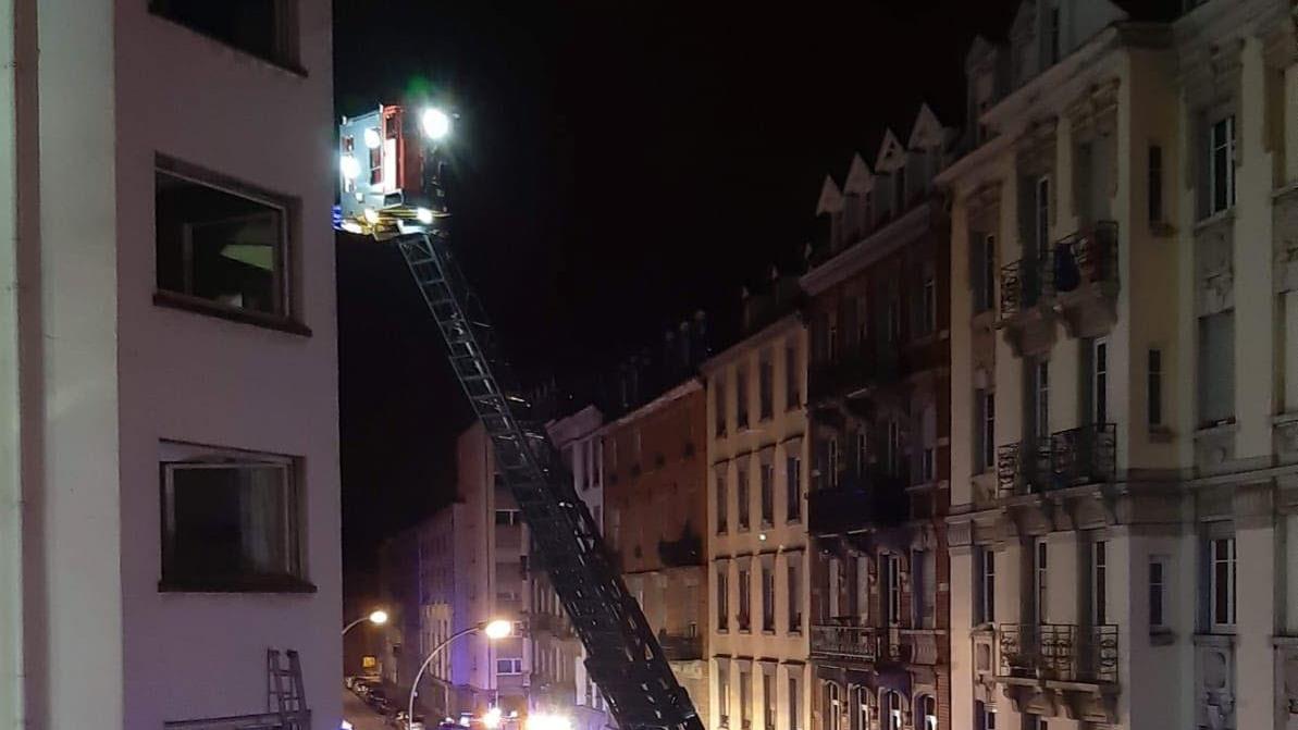 L'intervento dei pompieri (foto Dna Alsace)
