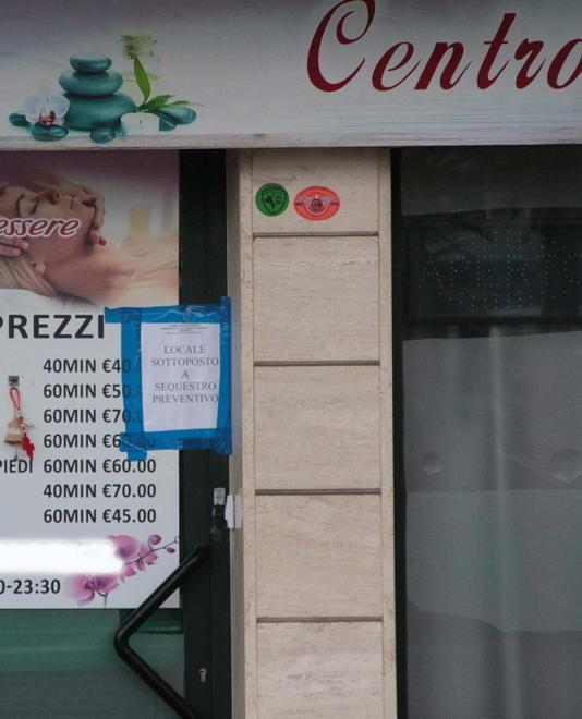 Sigilli al centro benessere sotto inchiesta da mesi: c'è un arresto - Video 