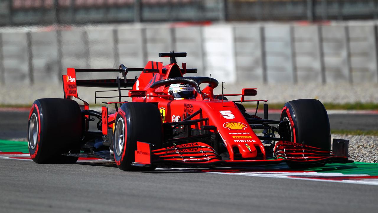 Vettel il più veloce a Barcellona, Hamilton si ferma