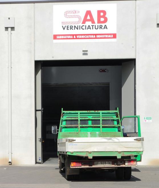 San Felice. Operaio 33enne colpito da una macchina: è grave 