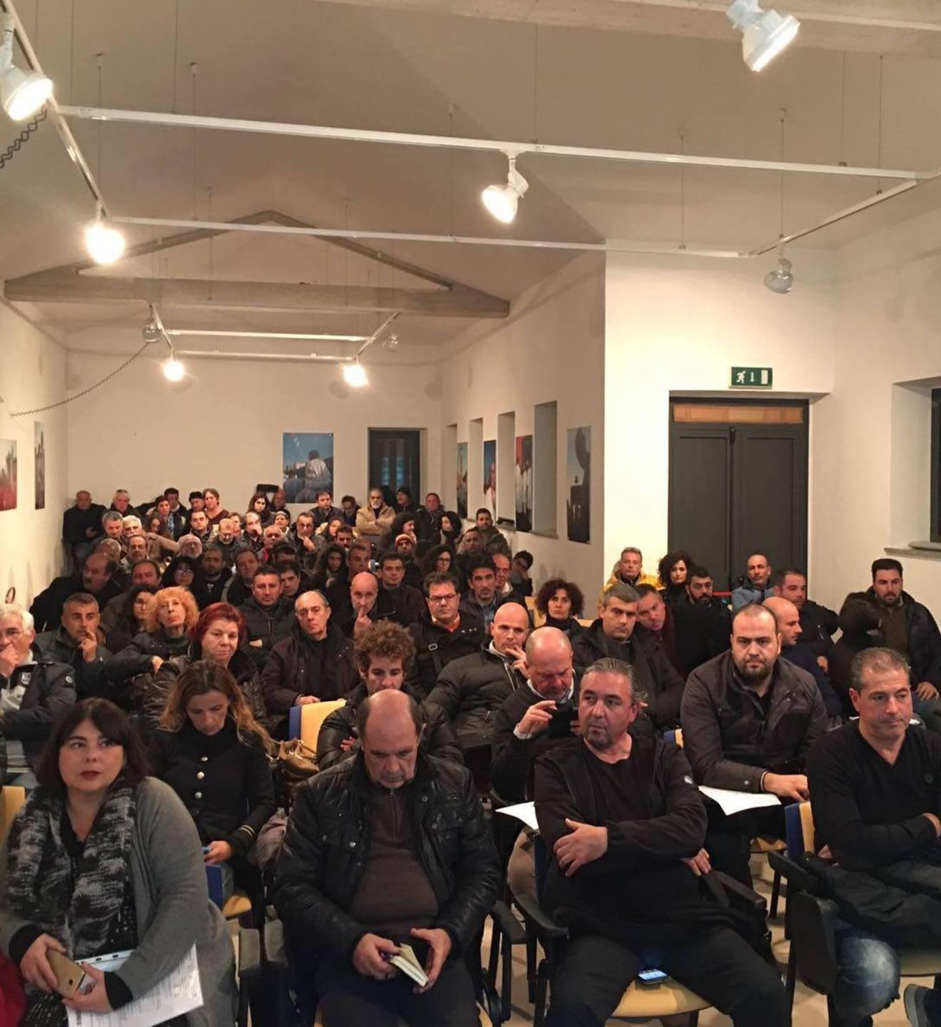 Gal Sinis, pronti cinque bandi 