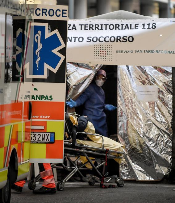 Coronavirus: i 6 contagiati toscani in buone condizioni. Il calciatore: "Sono in forma, posso giocare" 