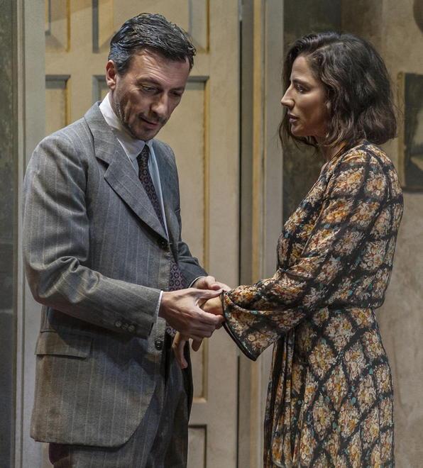 Zingaretti dirige Luisa Ranieri in “The Deep Blue Sea” all’Era 
