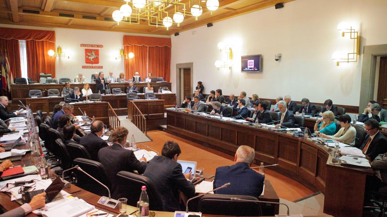 Una seduta del consiglio regionale