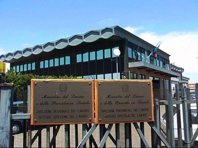 Coronavirus, l'ispettorato del lavoro di Cagliari e Oristano: "Evitate gli uffici, inviate mail" 