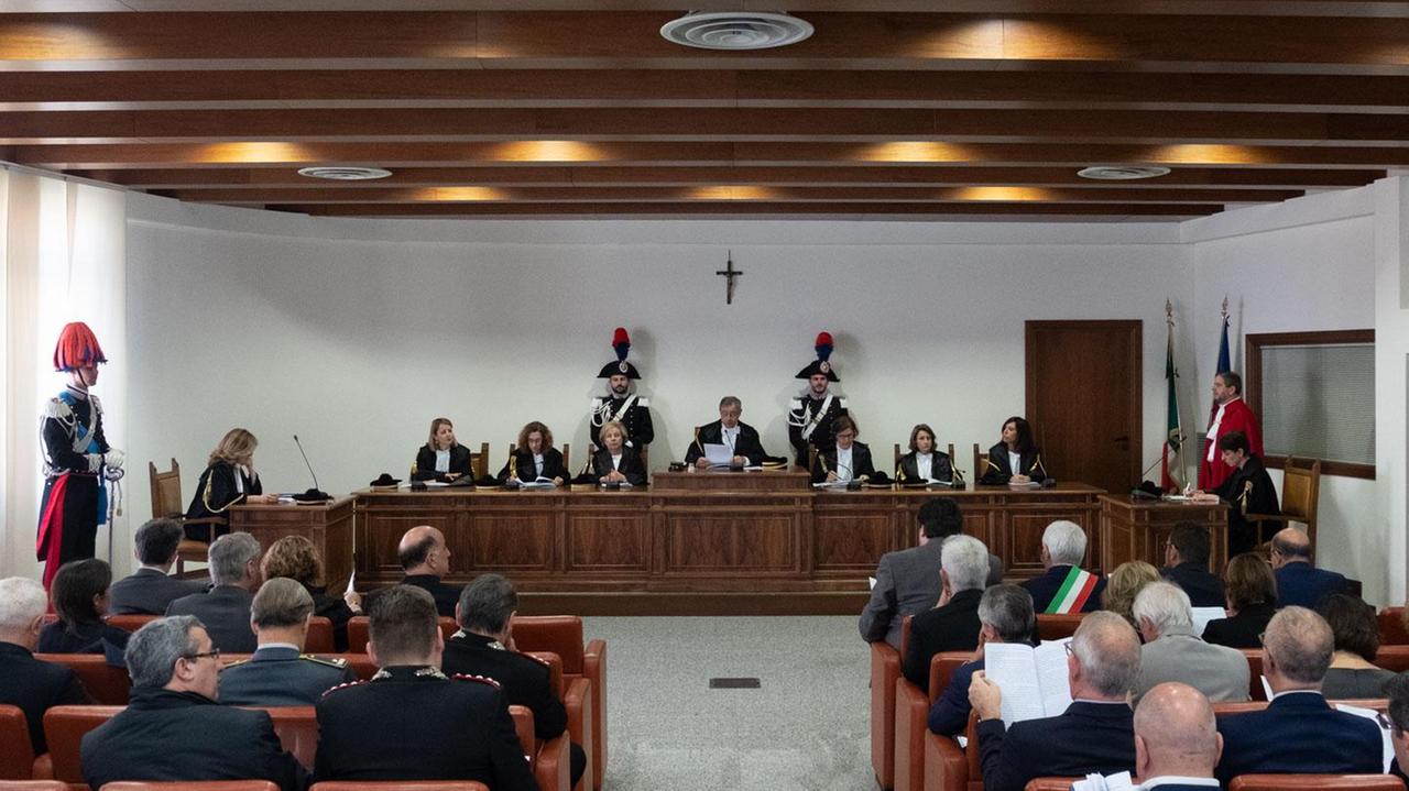 Una seduta della Corte dei conti della Sardegna (foto Mario Rosas)