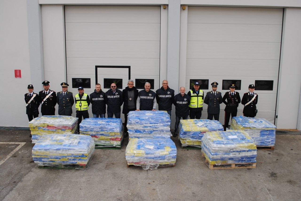 I carabinieri e il sequestro record a Livorno