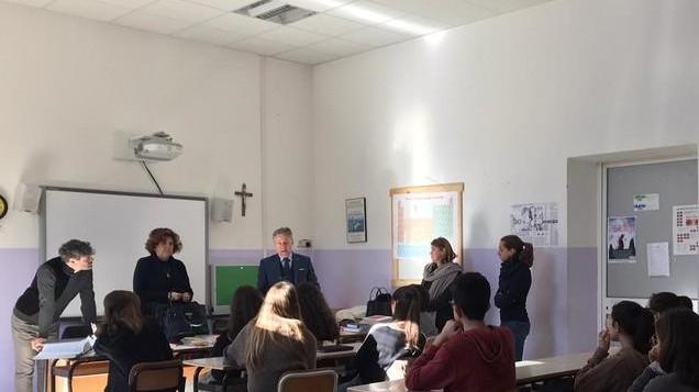 I ragazzi in Lunigiana disertano la scuola Valettini: «Non condivido, non c’è motivo»