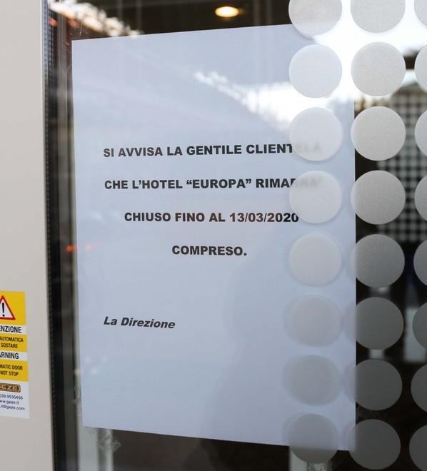 «Ho chiuso l’hotel Europa per panico da Coronavirus» 