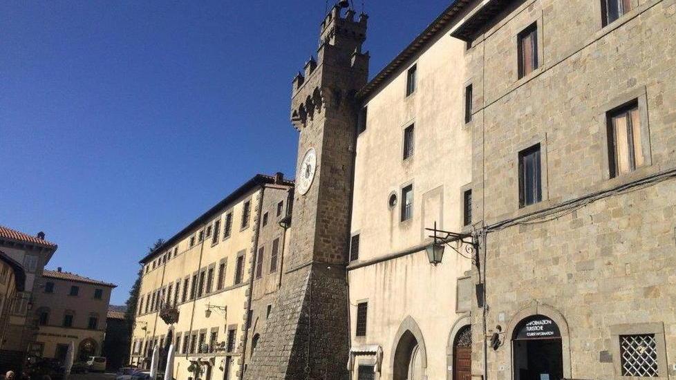 S.Fiora, divieto di ingresso a chi si è esposto al rischio
