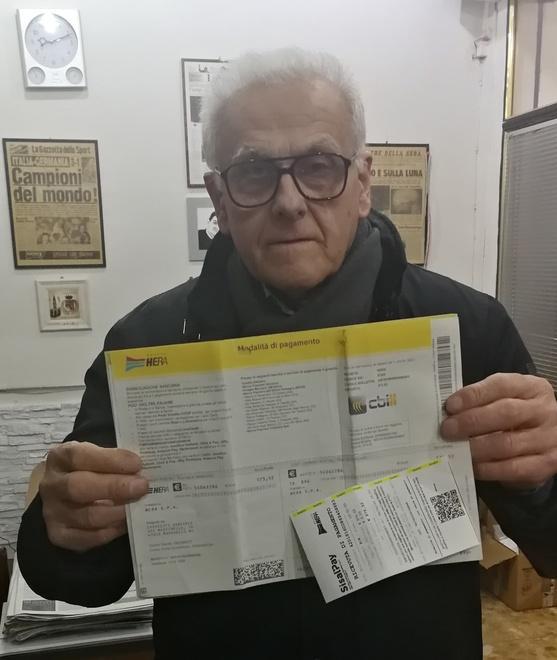 Paga regolare bolletta e gli arriva ingiunzione