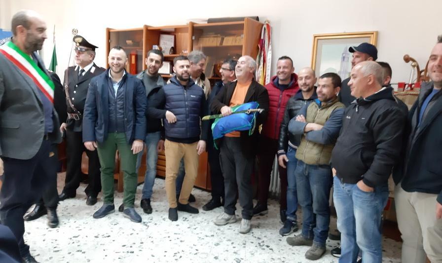 La consegna dello spadino dà il via a Sas Pariglias 