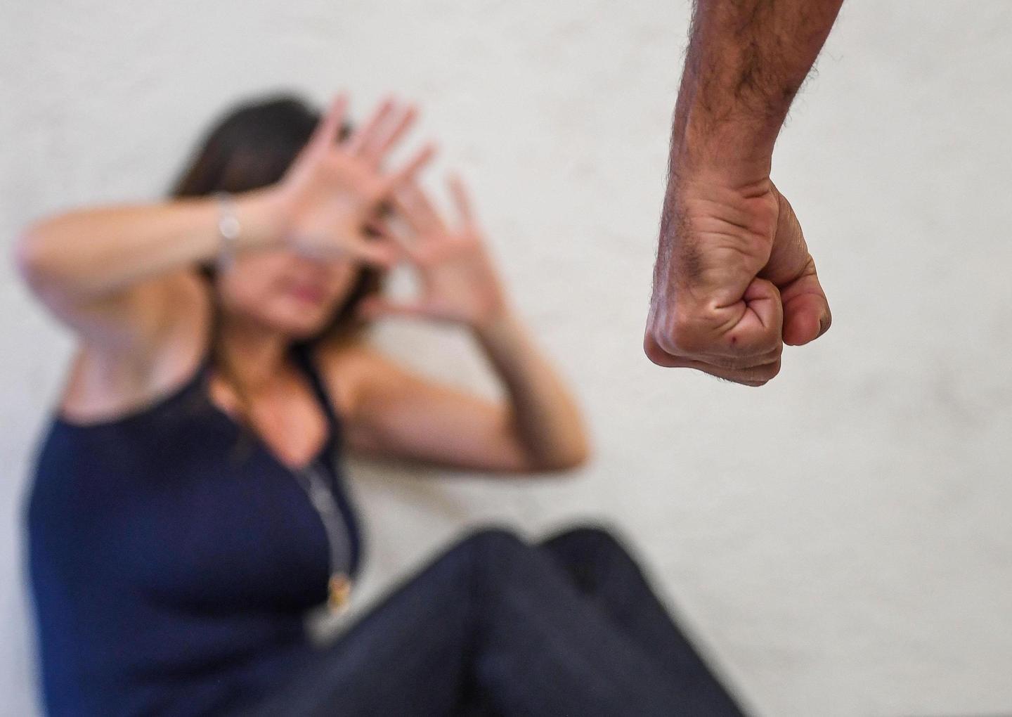 Stasera a teatro “La sala d’attesa” sulla violenza contro le donne