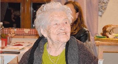 Addio alla maestra Anna: 101 anni di storia e di memoria 