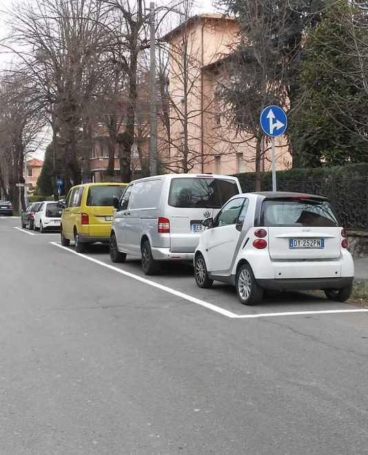 Via Marini: ricavati nuovi posti parcheggio