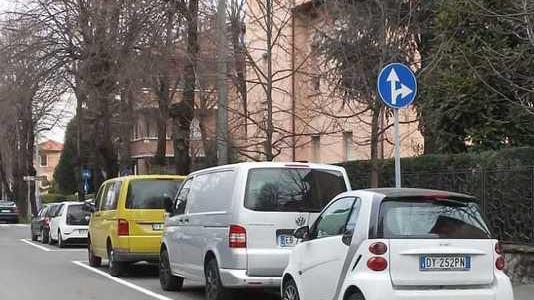 Via Marini: ricavati nuovi posti parcheggio