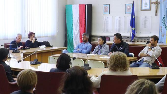 Lavori fermi nelle scuole L’opposizione vuole chiarezza