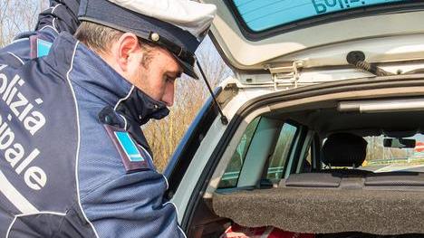 Furbetti dei rifiuti Tre persone beccate