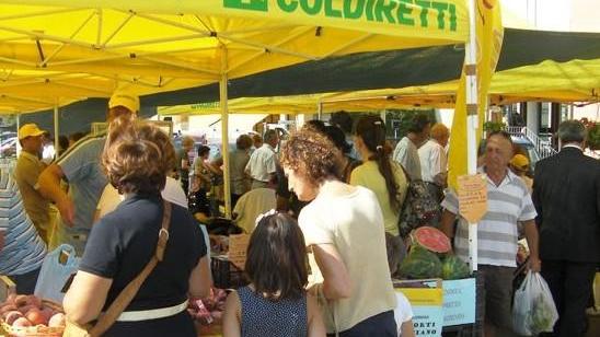 C’è chi sorride: +20% di acquisti nei mercati Campagna Amica