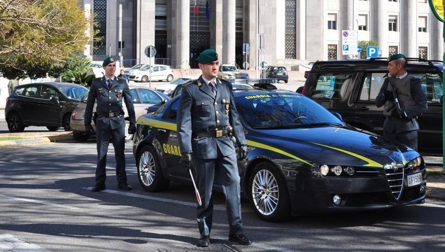 In cella con il sussidio denunciati sette furbetti 