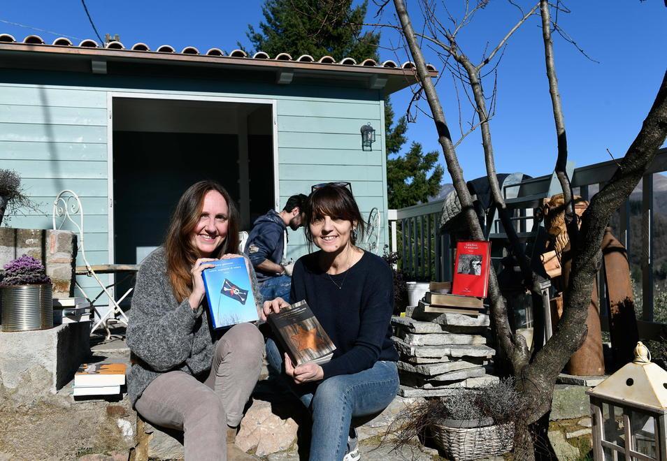 La libreria Sopra La Penna sta rinascendo grazie a una lunga catena di solidarietà 