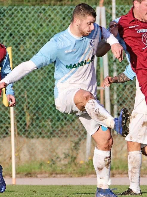 Il Venturina sbanca Calci con due gol di Martini