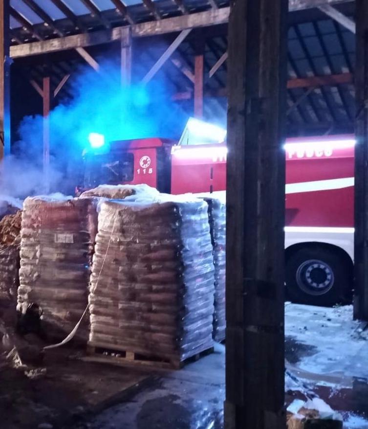 Incendio doloso all’ex RamoSer 