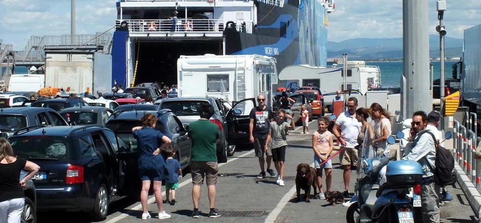 «Teniamo i nervi saldi, spieghiamo ai turisti che si può venire all’Elba in sicurezza» 