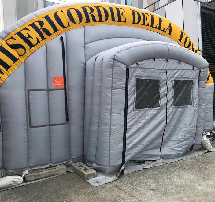I volontari dicono no alla tenda e la Regione passa al piano B