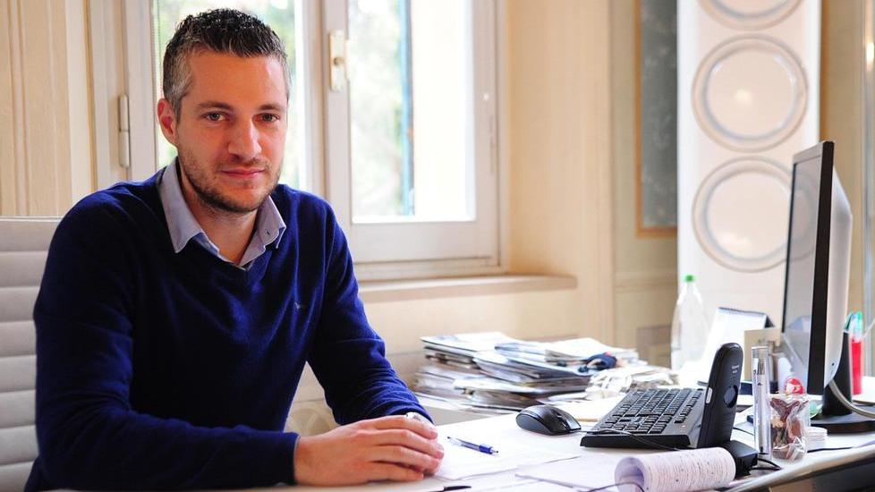 Pelloni: «Dem e Smeraldi pensano già alle poltrone»