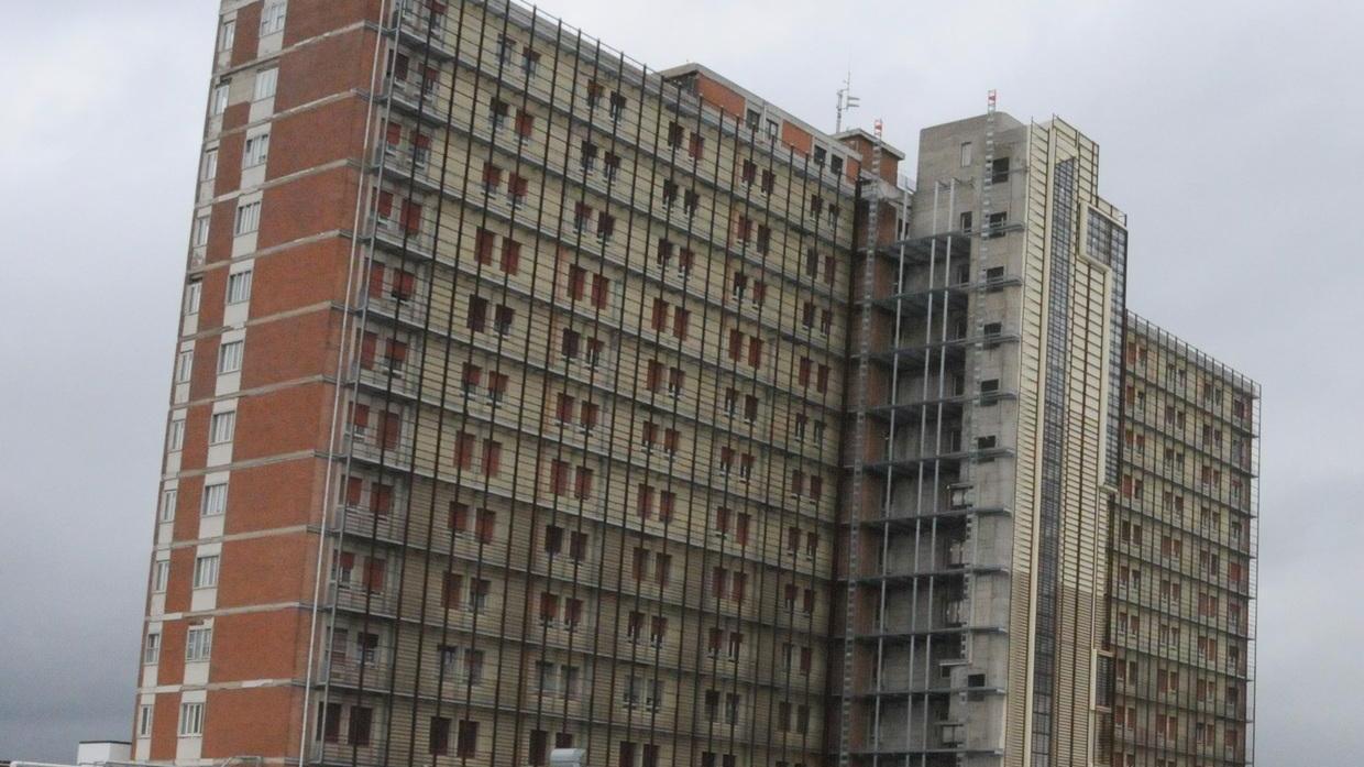 Morte sospetta in ospedale a Nuoro: il giudice riapre il caso