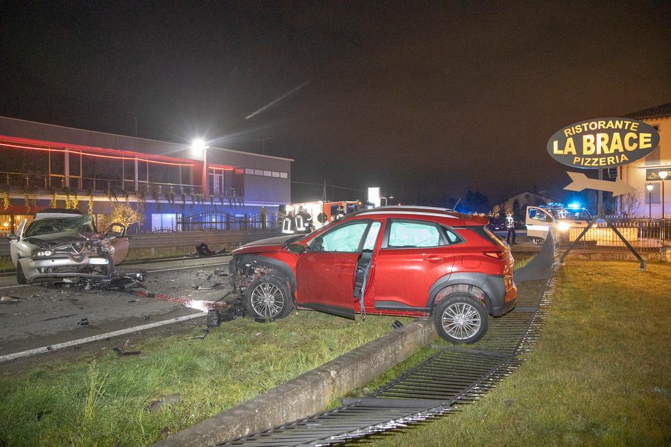 Modena, schianto alla Fossalta grave un automobilista Via Emilia chiusa