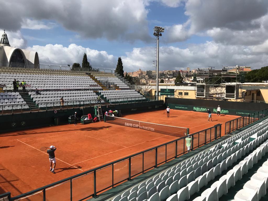 Gli allenamenti dei sudcoreani sono cominciati al Tc di Cagliari (foto Mario Rosas)