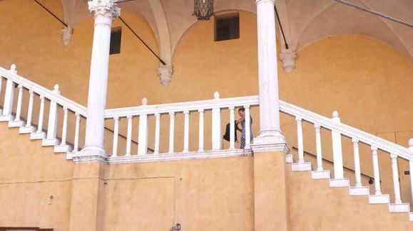 Permessi straordinari per i dipendenti regionali, ma non per quelli di Provincia e Comuni ferraresi