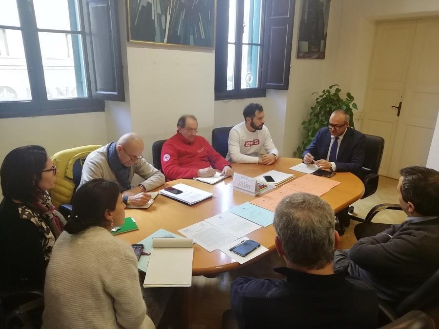 La riunione in comune a Pontedera sui due casi sospetti di coronavirus