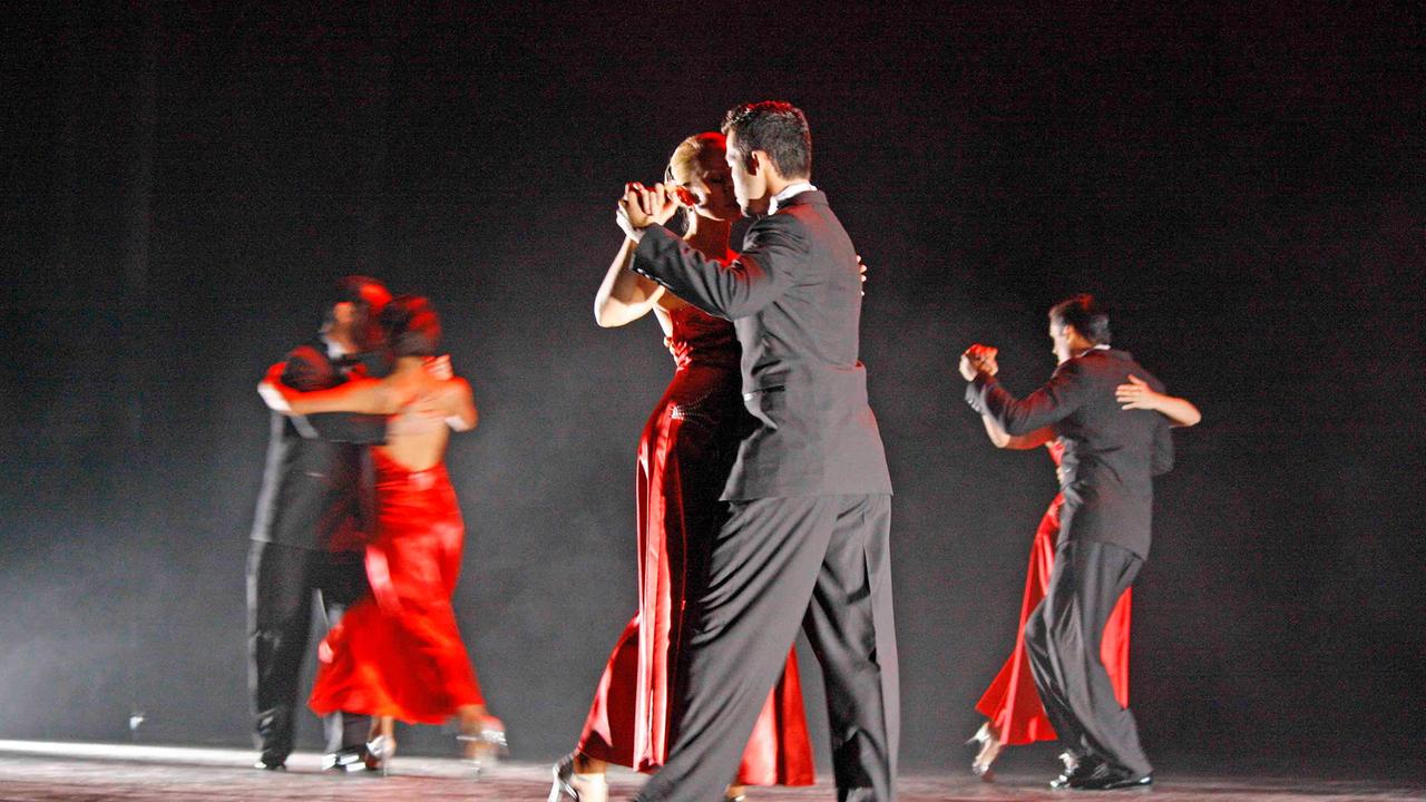 Tango a Ferrara, salgono a nove i contagiati
