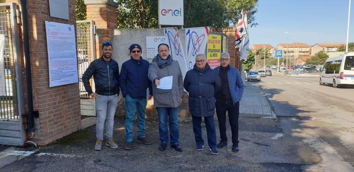 Sassari, protestano i lavoratori di Enel Distribuzione 
