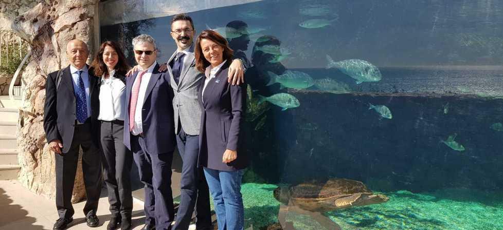 Nelle vasche dell’acquario il test per trovare plastiche bio 