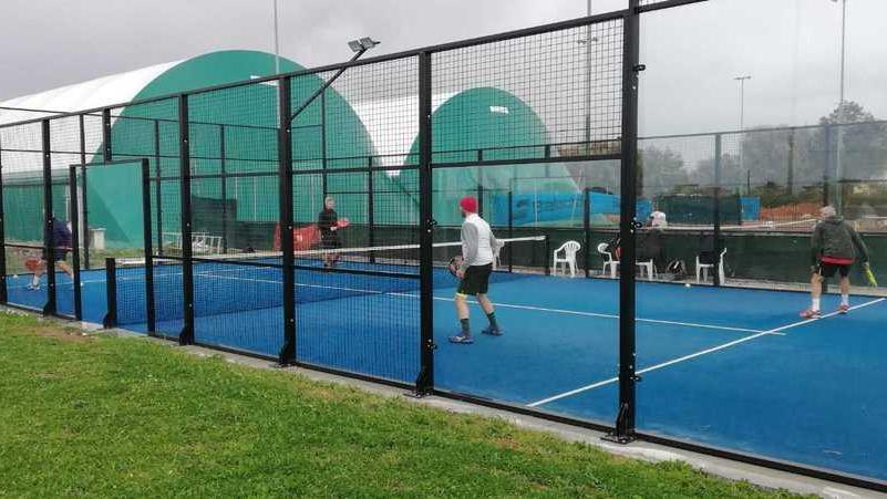 Servizio, smash e punto: a Livorno esplode il Padel